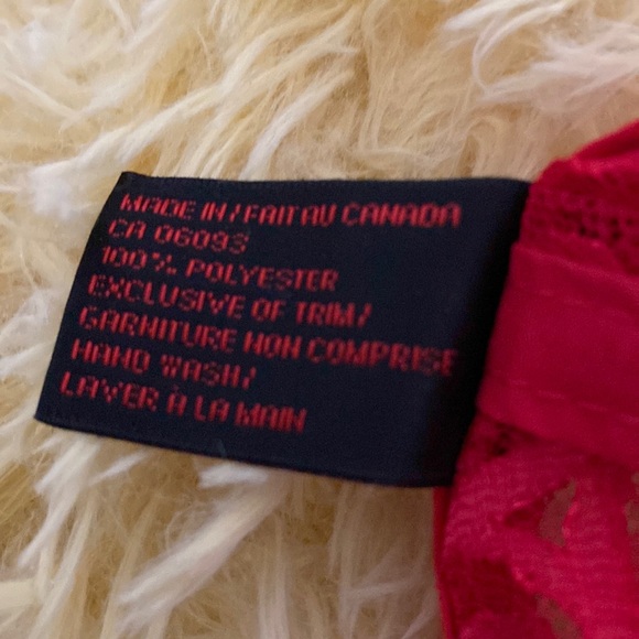 Vintage sexy ladies garter belt. - Picture 3 of 7